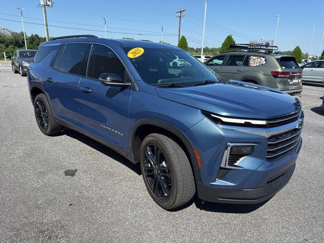 used 2025 Chevrolet Traverse car, priced at $38,665