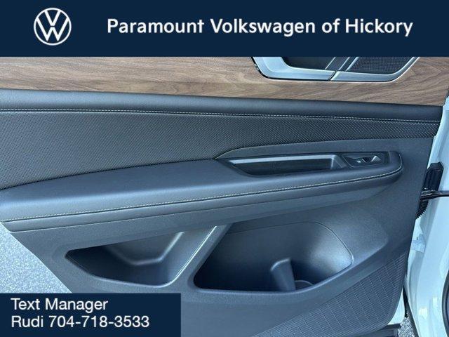 new 2026 Volkswagen Atlas car, priced at $41,189