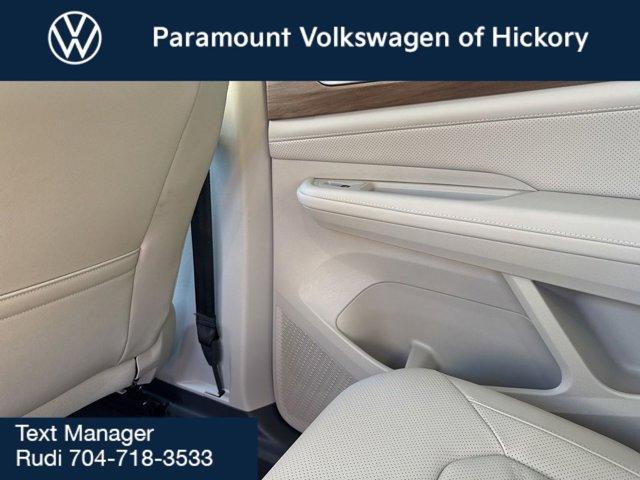 new 2026 Volkswagen Atlas car, priced at $39,357