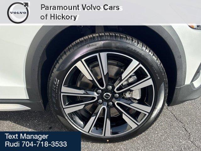 new 2026 Volvo V60 Cross Country car, priced at $60,975