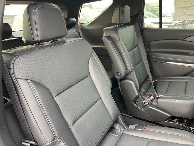 new 2026 Chevrolet Traverse car, priced at $47,775