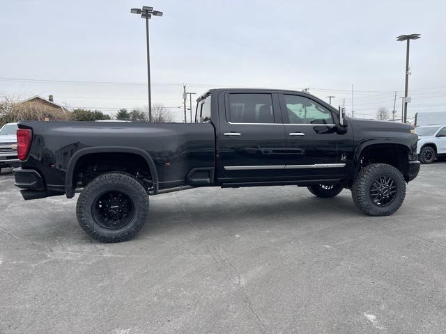 new 2026 Chevrolet Silverado 3500 car, priced at $115,900