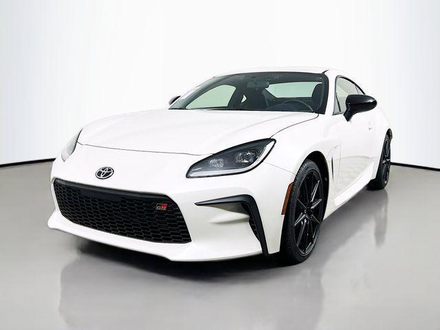 new 2025 Toyota GR86 car, priced at $35,011