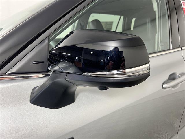 new 2025 Toyota Highlander car, priced at $56,422