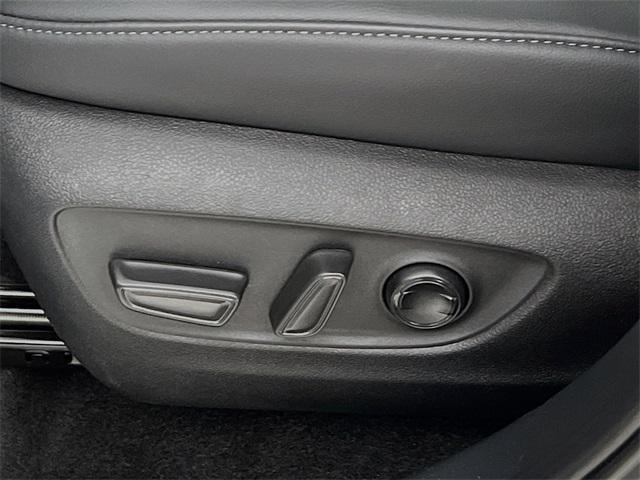 new 2025 Toyota Highlander car, priced at $56,422