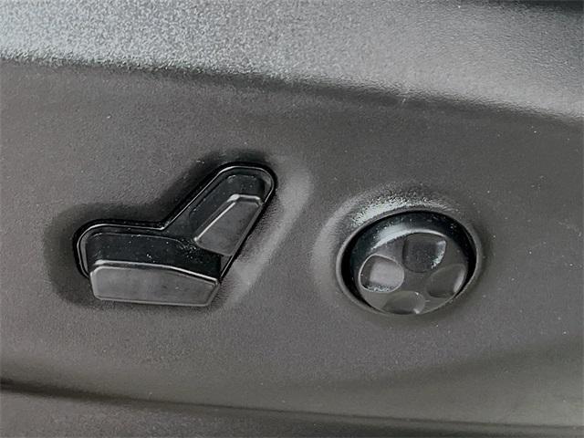 used 2024 Chrysler Pacifica car, priced at $27,029