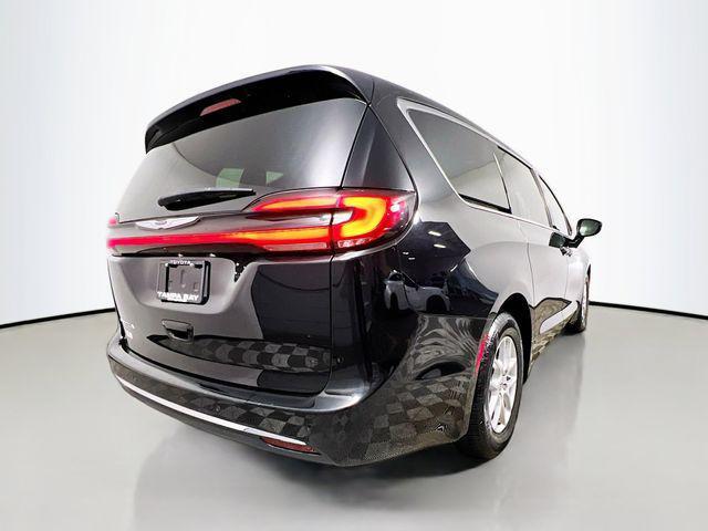 used 2024 Chrysler Pacifica car, priced at $25,374