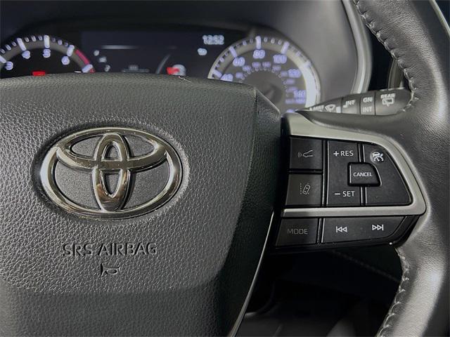 used 2023 Toyota Highlander car, priced at $31,309