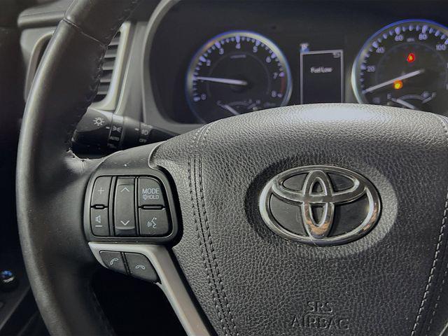 used 2017 Toyota Highlander car, priced at $18,041