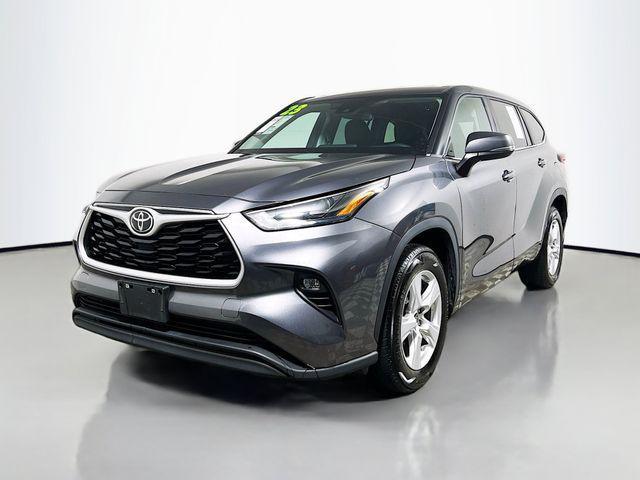 used 2023 Toyota Highlander car, priced at $28,891