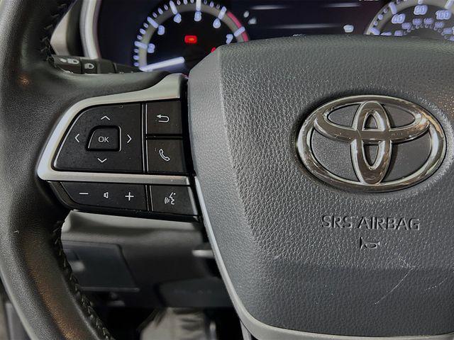 used 2024 Toyota Highlander car, priced at $34,561