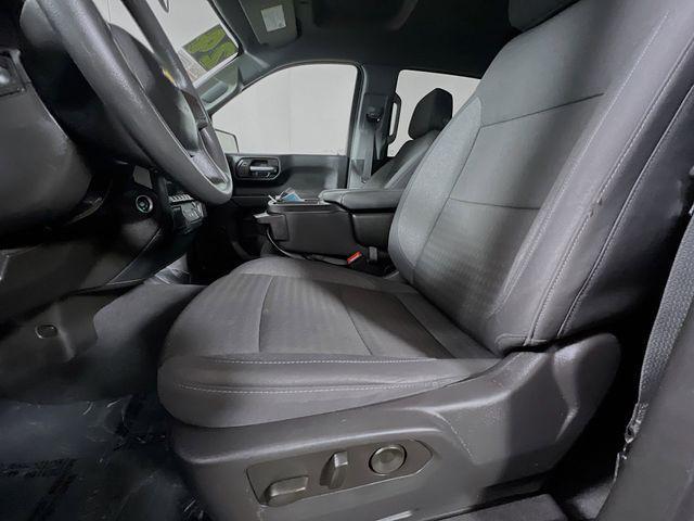 used 2024 Chevrolet Silverado 1500 car, priced at $32,305