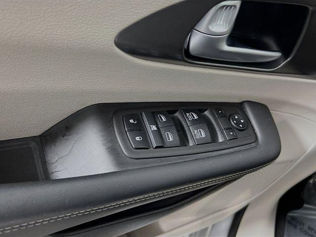 used 2024 Chrysler Pacifica car, priced at $24,980