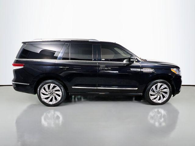 used 2022 Lincoln Navigator car, priced at $45,582