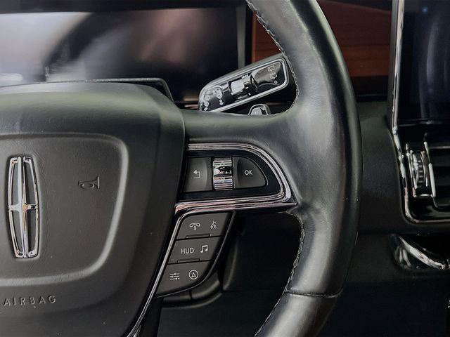 used 2022 Lincoln Navigator car, priced at $45,582