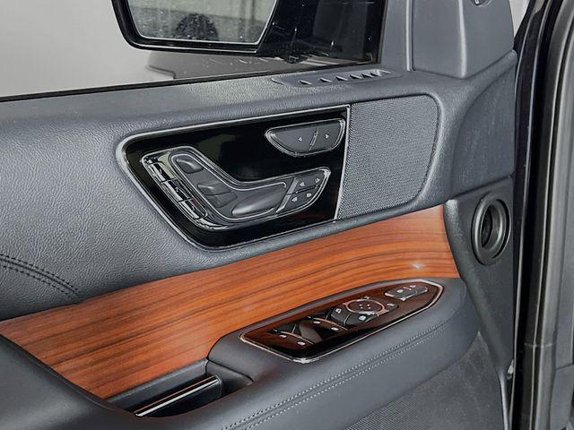 used 2022 Lincoln Navigator car, priced at $45,582