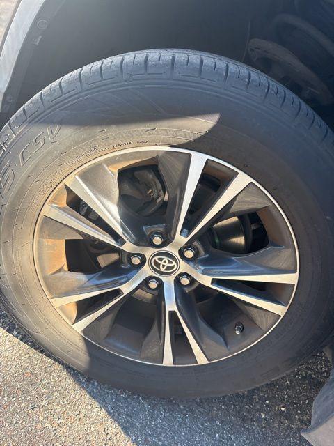 used 2019 Toyota Highlander car