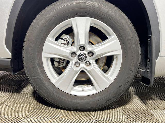 used 2024 Toyota Highlander car, priced at $33,583