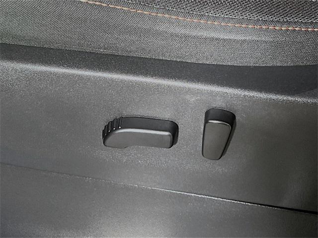 2023 Boulder Gray Pearl Nissan Frontier