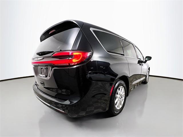 used 2024 Chrysler Pacifica car, priced at $26,411