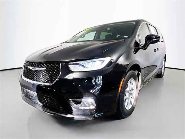 used 2024 Chrysler Pacifica car, priced at $26,411