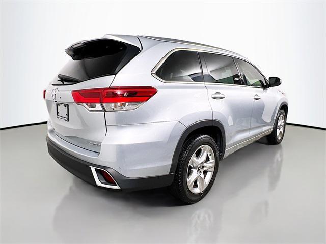used 2019 Toyota Highlander car, priced at $25,489