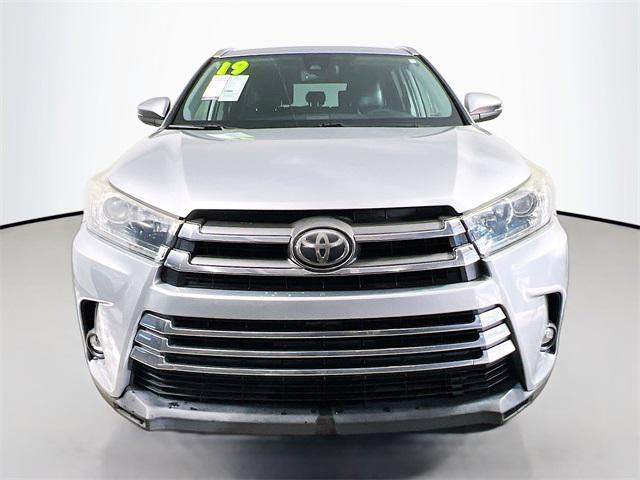 used 2019 Toyota Highlander car, priced at $25,489