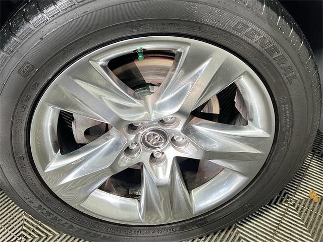 used 2019 Toyota Highlander car, priced at $25,489