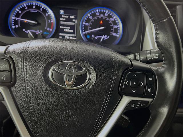 used 2019 Toyota Highlander car, priced at $25,489