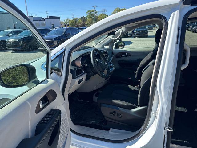 used 2023 Chrysler Voyager car