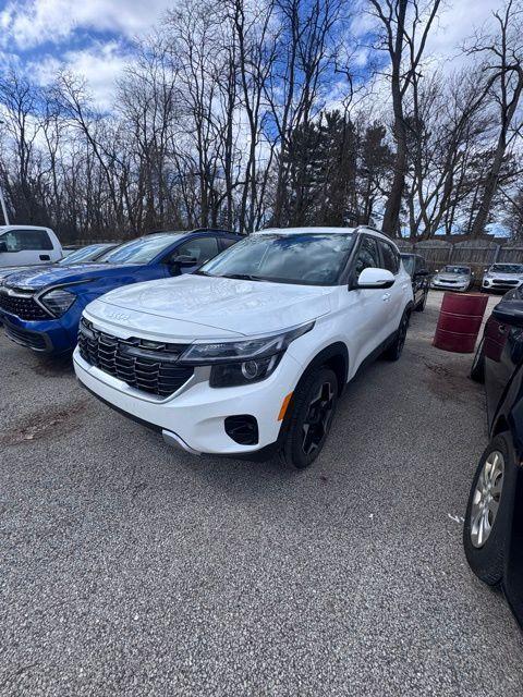 used 2024 Kia Seltos car, priced at $25,997