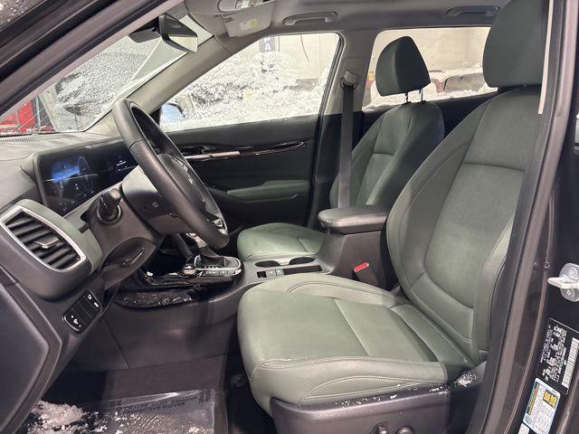 used 2024 Kia Seltos car, priced at $23,997