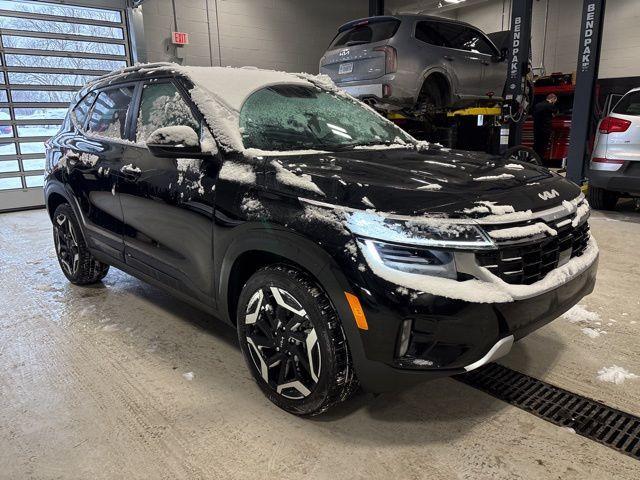 used 2024 Kia Seltos car, priced at $23,997