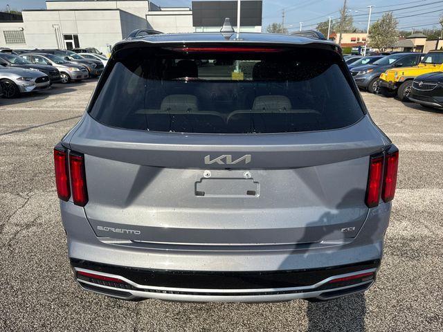 used 2023 Kia Sorento car, priced at $30,946