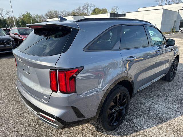 used 2023 Kia Sorento car, priced at $30,946