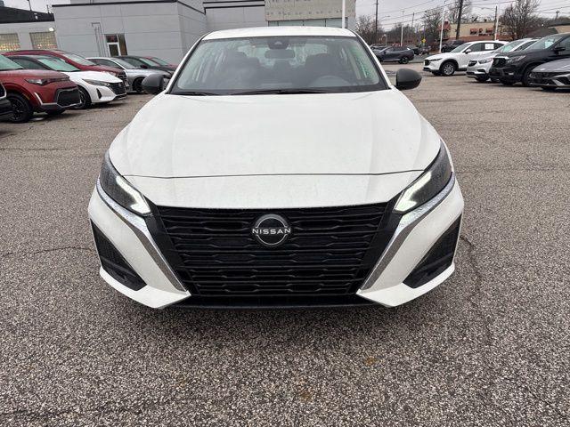 used 2025 Nissan Altima car, priced at $22,498