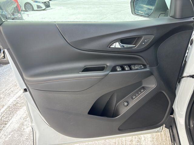 used 2022 Chevrolet Equinox car, priced at $25,549