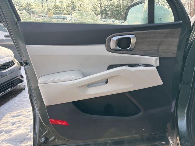 used 2022 Kia Sorento car, priced at $24,997