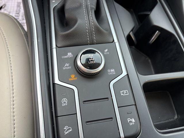 used 2022 Kia Sorento car, priced at $24,997