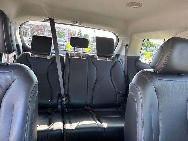 used 2022 Kia Carnival car, priced at $26,445