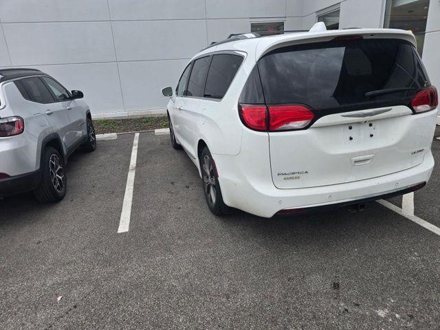 used 2017 Chrysler Pacifica car, priced at $11,426
