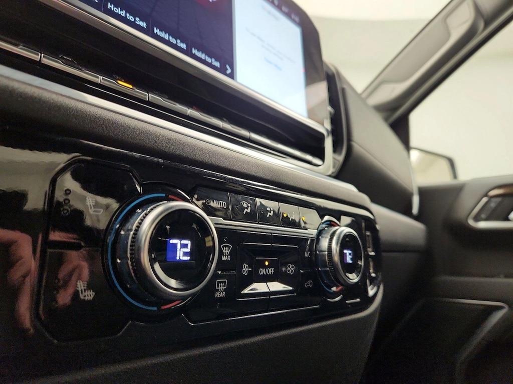 used 2022 GMC Sierra 1500 car, priced at $36,998