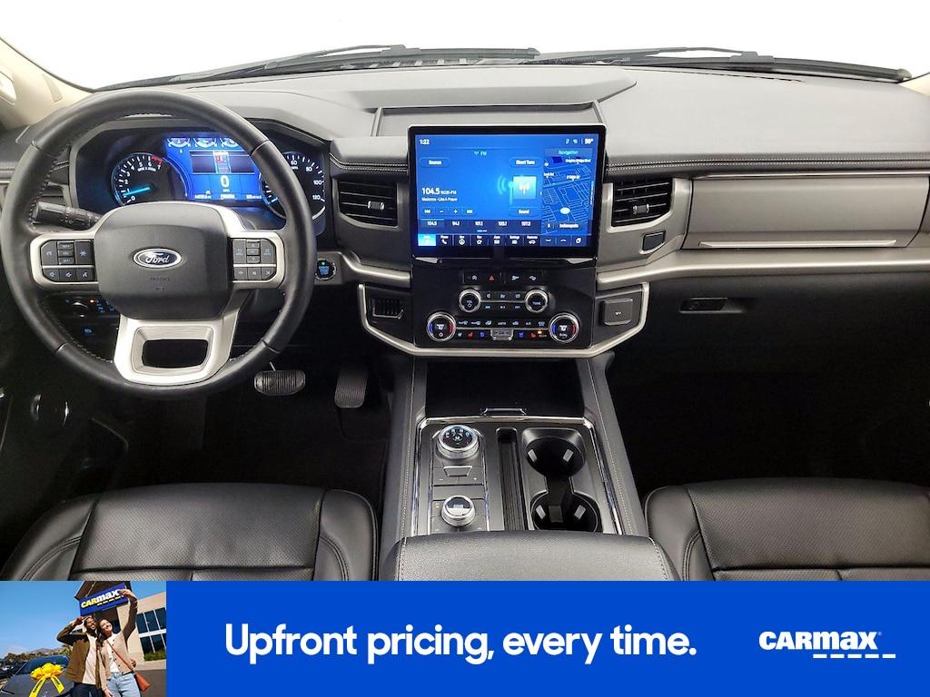 used 2024 Ford Expedition car, priced at $43,998