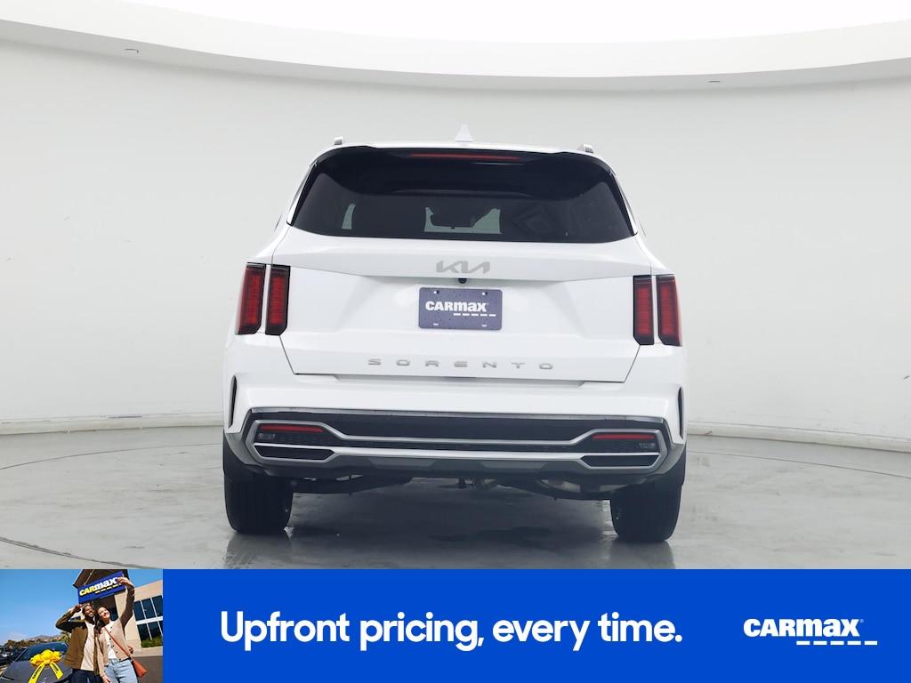 used 2022 Kia Sorento car, priced at $26,998