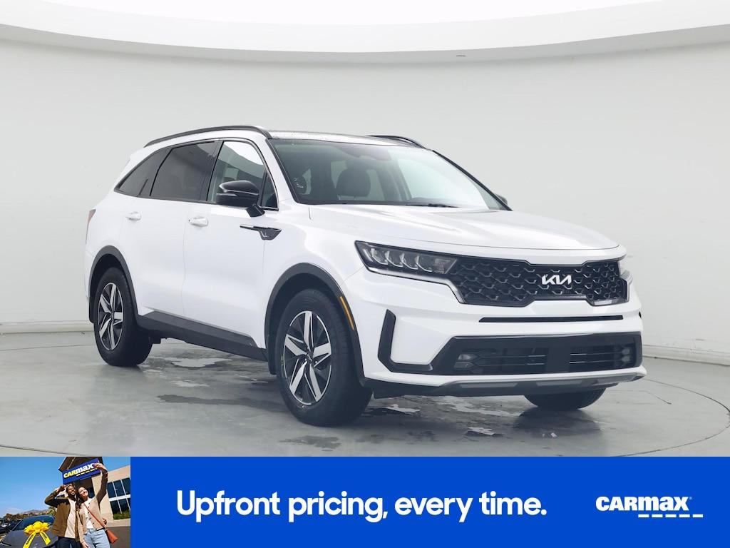 used 2022 Kia Sorento car, priced at $26,998