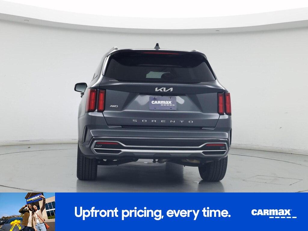used 2022 Kia Sorento car, priced at $27,998