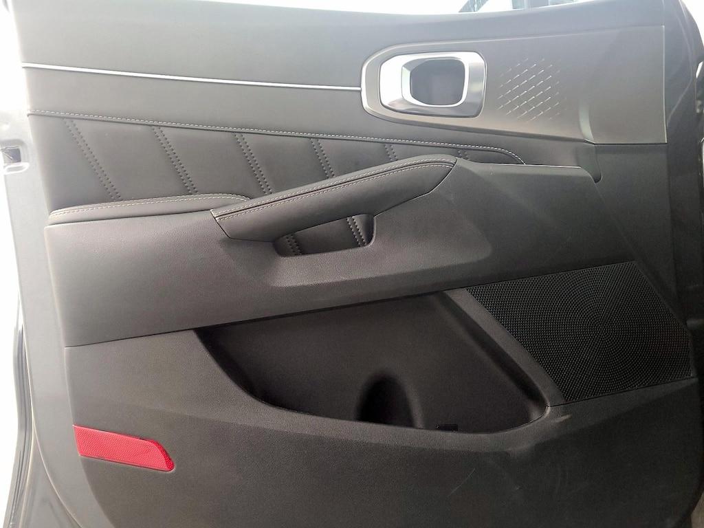 used 2022 Kia Sorento car, priced at $27,998