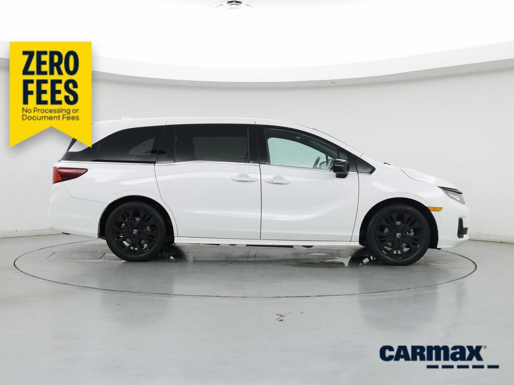 used 2025 Honda Odyssey car, priced at $37,998