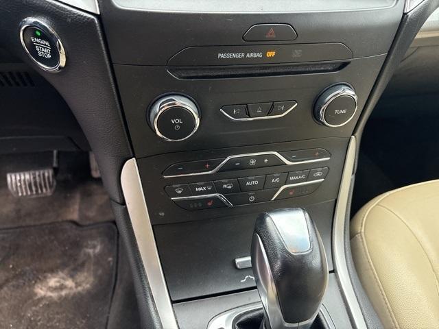 used 2015 Ford Edge car, priced at $5,995