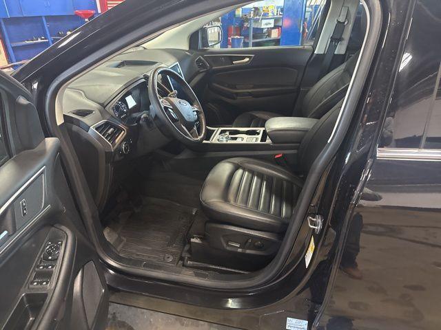 used 2024 Ford Edge car, priced at $28,495
